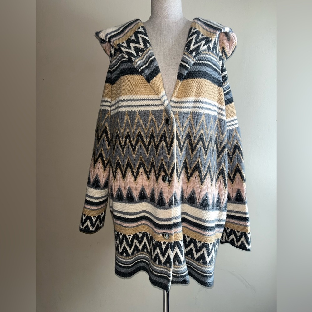 Liz Claiborne Chevron Cardigan in Black, Cream, and Tan